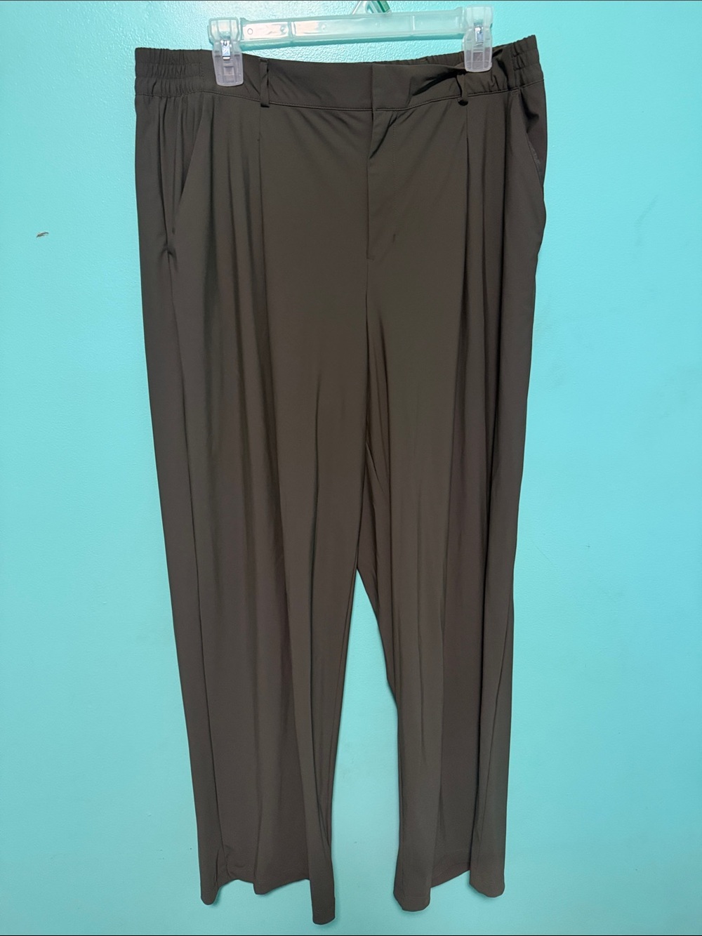 Old Navy Olive Wide-Leg Pull-On Pants